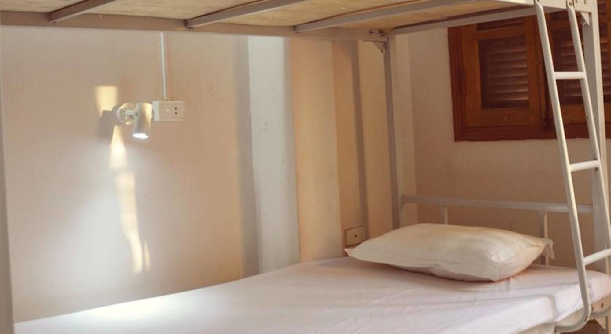 Hanoi Downtown Hostel Exterior foto